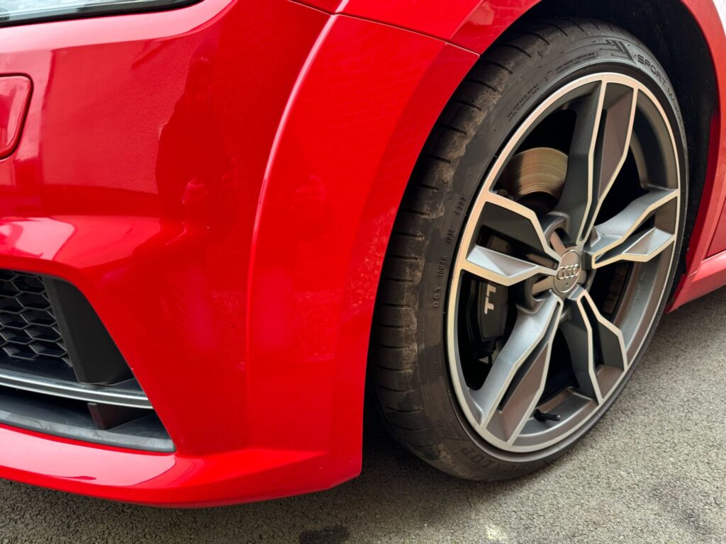 A little Audi bumper issue - Dire Scrapes
